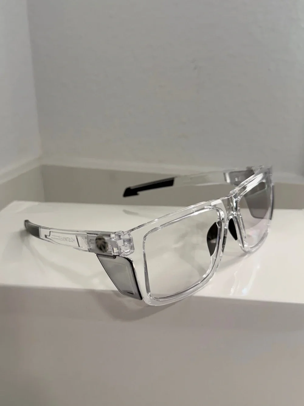 Safety clear photochromic glasses ⭐️